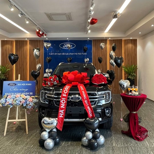 giao xe hà nội ford