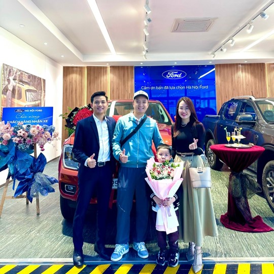 giao xe hà nội ford